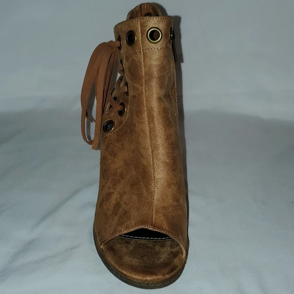 Vintage 93 Gina Peep Toe Ankle Boot - Picture 4 of 7